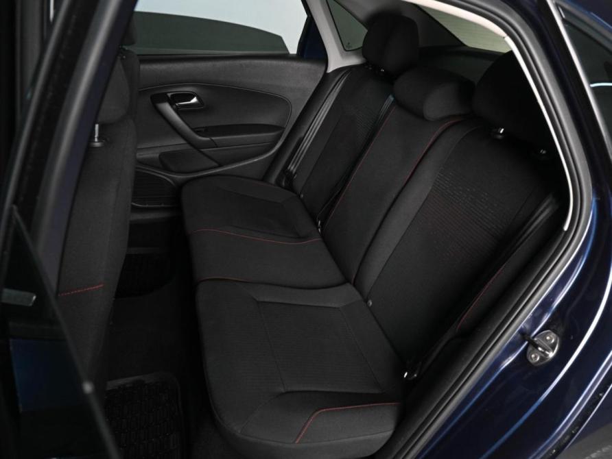 Volkswagen Polo V Рестайлинг Ростов-на-Дону  - изображение 9