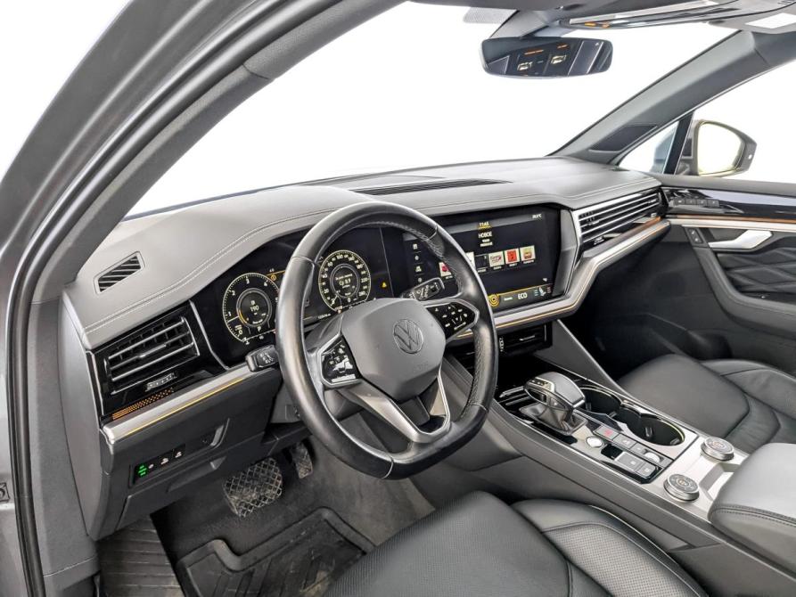 Volkswagen Touareg III Москва  - изображение 16