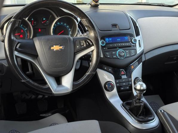Chevrolet Cruze I Рестайлинг с пробегом 2013 года, цена 675 000 рублей, 225363 км, седан, Автокод Объявления