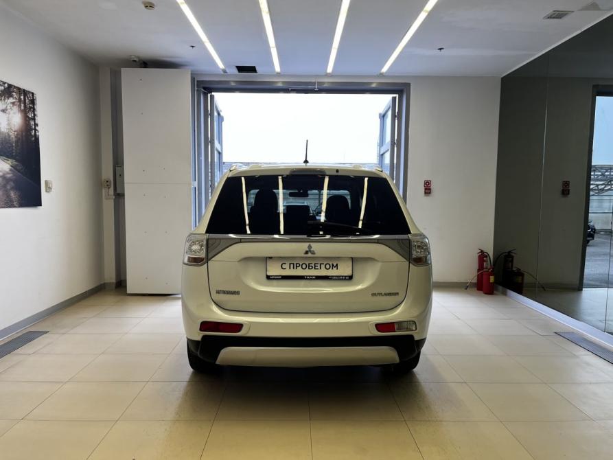 Mitsubishi Outlander III Рестайлинг Новосибирск  - изображение 5
