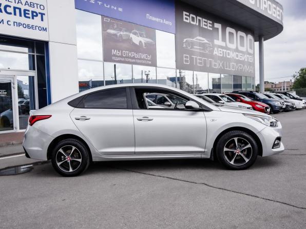 Hyundai Solaris II с пробегом 2019 года, цена 1 210 000 рублей, 88015 км, седан, Автокод Объявления