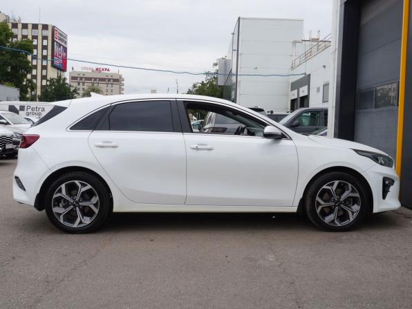 Kia Ceed III с пробегом 2018 года, цена 1 708 000 рублей, 111956 км, хэтчбек, Автокод Объявления