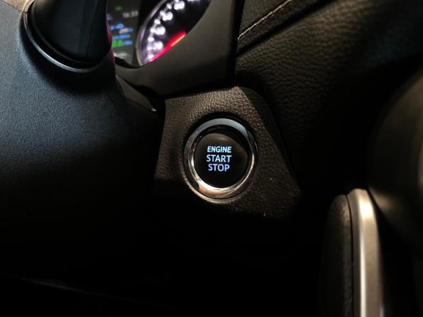 Toyota RAV4 V (XA50) с пробегом 2021 года, цена 3 450 000 рублей, 74634 км, внедорожник, Автокод Объявления