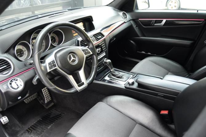 Mercedes-Benz C-Класс III (W204) Рестайлинг с пробегом 2012 года, цена 1 650 000 рублей, 198550 км, седан, Автокод Объявления