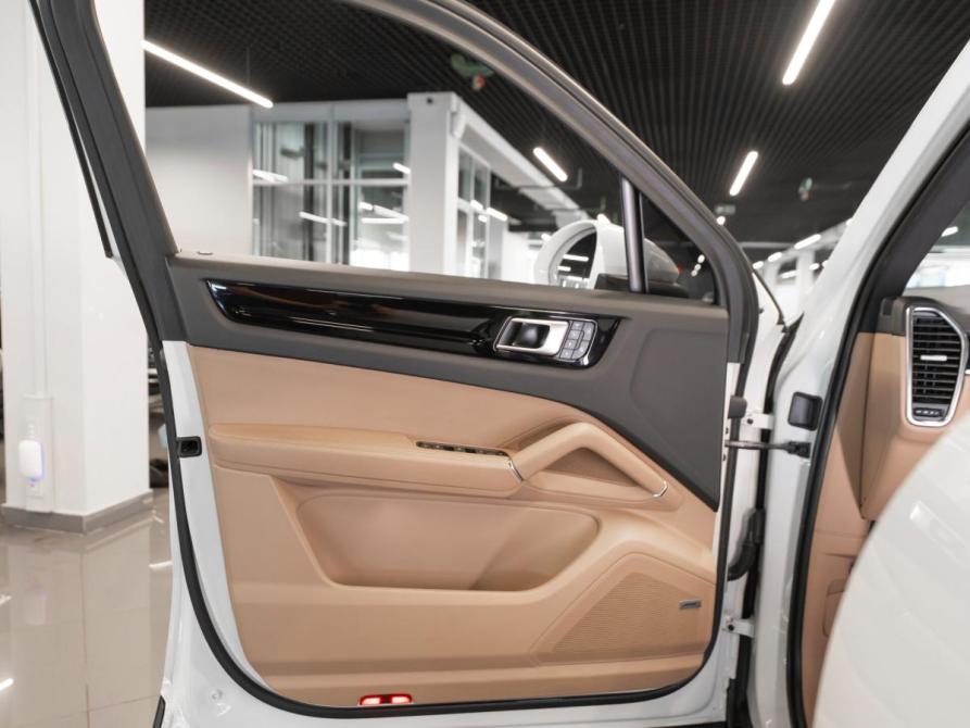 Porsche Cayenne III Москва  - изображение 22