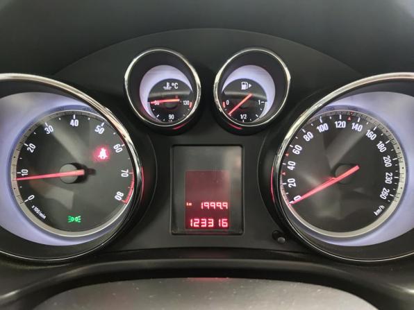 Opel Insignia I с пробегом 2013 года, цена 999 000 рублей, 123316 км, хэтчбек, Автокод Объявления