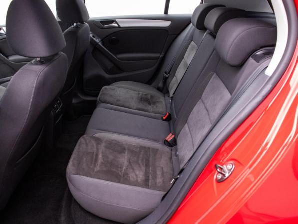 Volkswagen Golf VI с пробегом 2012 года, цена 1 028 000 рублей, 107300 км, хэтчбек, Автокод Объявления