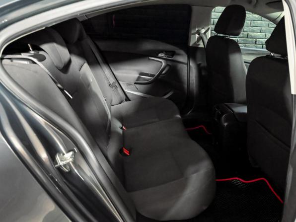 Opel Insignia I Рестайлинг с пробегом 2014 года, цена 1 050 000 рублей, 126433 км, седан, Автокод Объявления