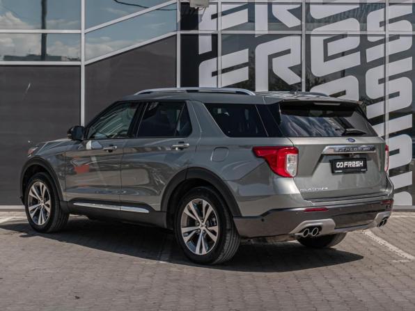 Ford Explorer VI с пробегом 2020 года, цена 5 150 000 рублей, 80508 км, внедорожник, Автокод Объявления