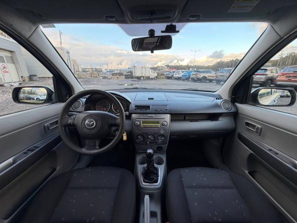 Mazda 2 I (DY) с пробегом 2004 года, цена 285 000 рублей, 181187 км, хэтчбек, Автокод Объявления