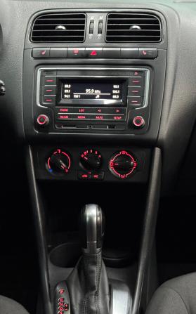 Volkswagen Polo V Рестайлинг с пробегом 2017 года, цена 972 000 рублей, 186450 км, седан, Автокод Объявления