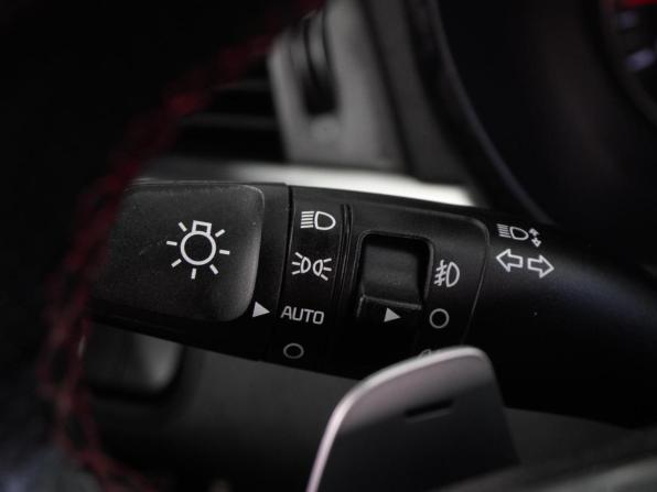 Kia Optima IV Рестайлинг с пробегом 2019 года, цена 2 199 000 рублей, 100043 км, седан, Автокод Объявления