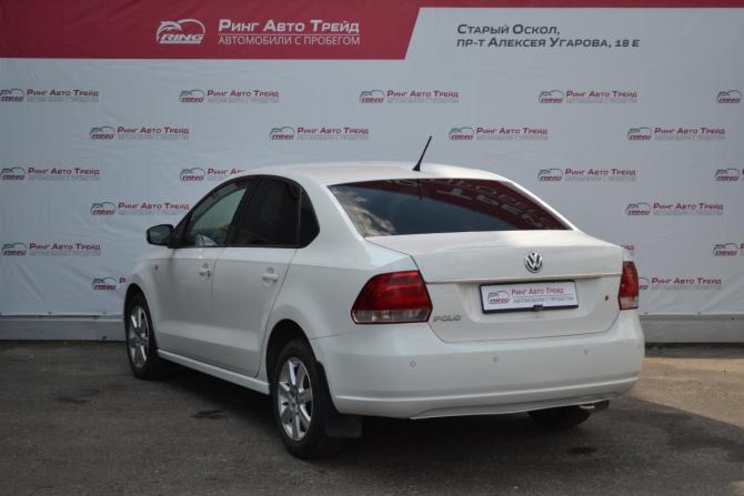 Volkswagen Polo V с пробегом 2013 года, цена 590 000 рублей, 317907 км, седан, Автокод Объявления