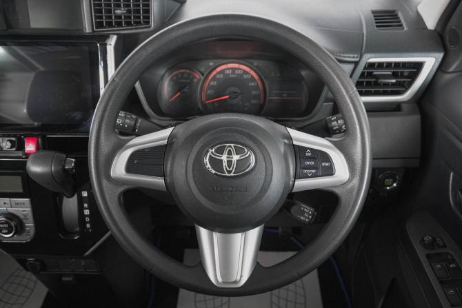 Toyota Roomy I с пробегом 2018 года, цена 969 000 рублей, 97000 км, микровэн, Автокод Объявления