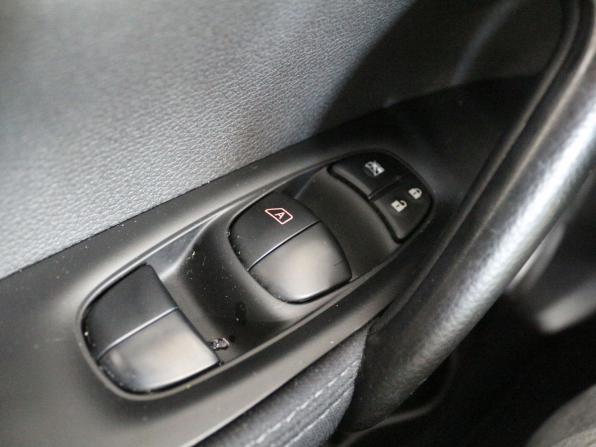 Nissan Qashqai II с пробегом 2014 года, цена 1 170 000 рублей, 210819 км, внедорожник, Автокод Объявления