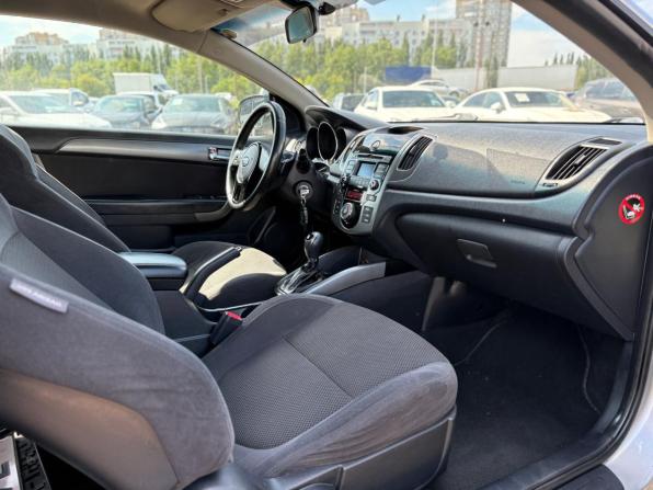 Kia Cerato II с пробегом 2012 года, цена 840 000 рублей, 270821 км, купе, Автокод Объявления