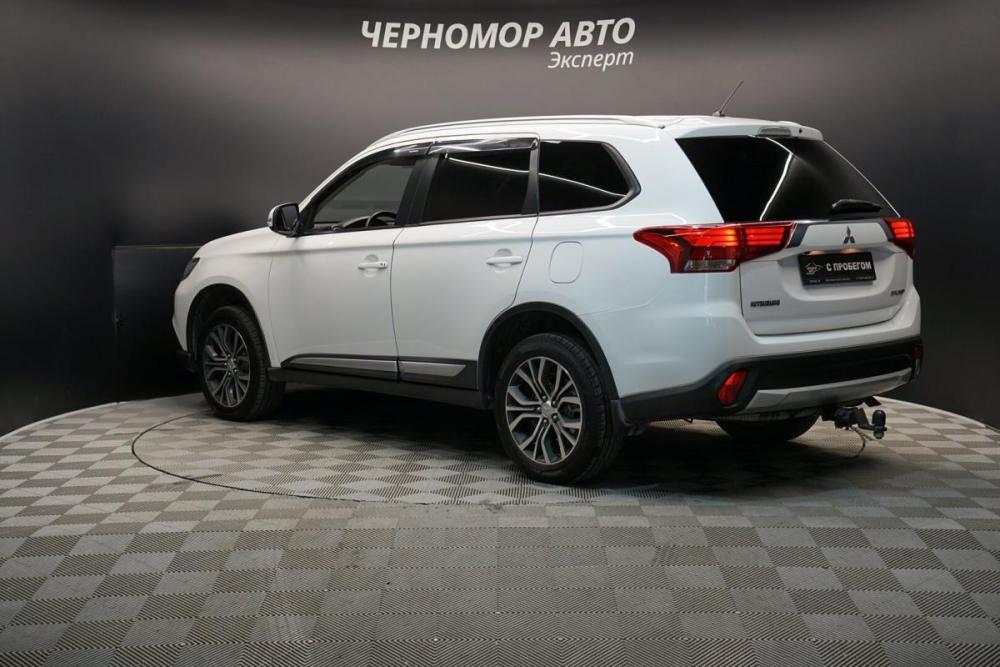 Mitsubishi Outlander III Рестайлинг 2 Крым  - изображение 3