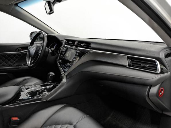 Toyota Camry VIII (XV70) с пробегом 2018 года, цена 2 430 000 рублей, 75781 км, седан, Автокод Объявления
