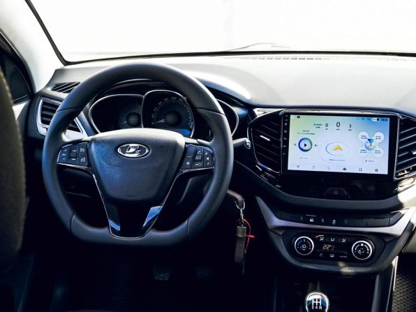 Lada (ВАЗ) Vesta I с пробегом 2017 года, цена 707 000 рублей, 162251 км, седан, Автокод Объявления