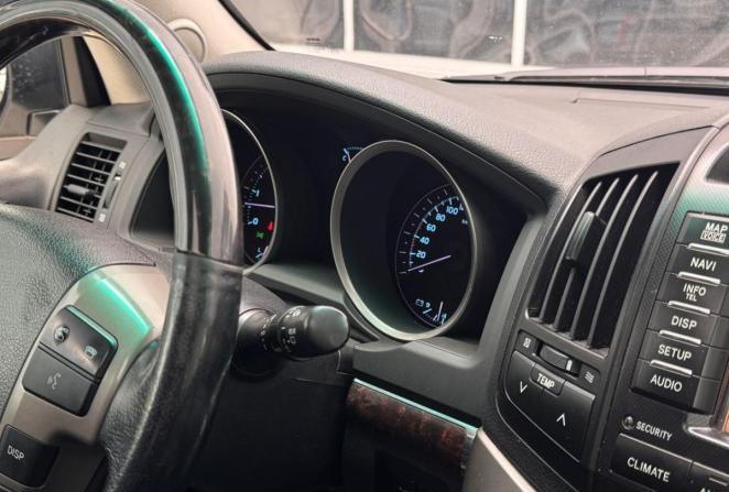 Toyota Land Cruiser 200 Series с пробегом 2011 года, цена 2 880 000 рублей, 243338 км, внедорожник, Автокод Объявления