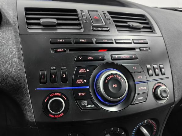 Mazda 3 II (BL) Рестайлинг с пробегом 2013 года, цена 900 000 рублей, 122100 км, седан, Автокод Объявления