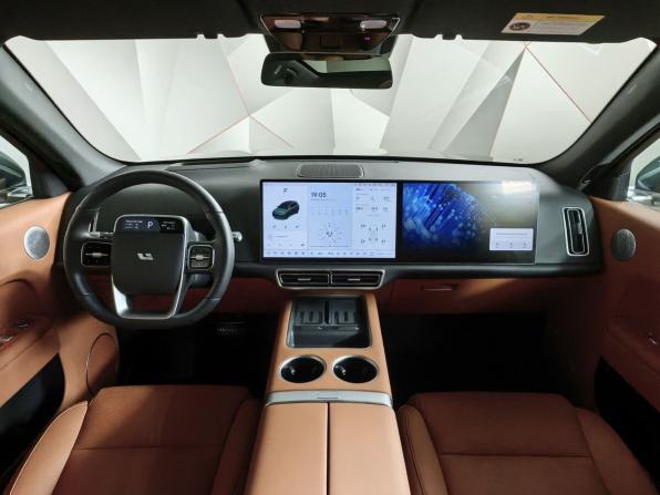 Li Auto (Lixiang) L7 I Рестайлинг с пробегом 2024 года, цена 6 350 000 рублей, 21847 км, внедорожник, Автокод Объявления
