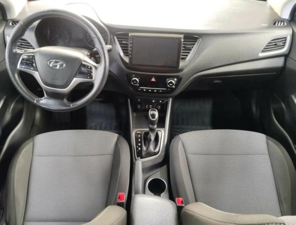Hyundai Solaris II с пробегом 2019 года, цена 1 300 941 рубль, 155343 км, седан, Автокод Объявления