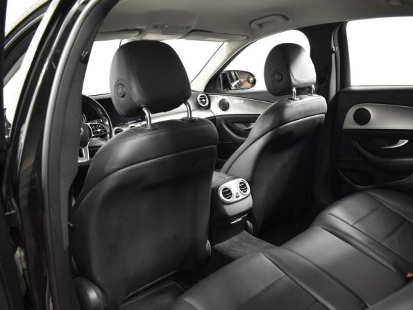 Mercedes-Benz E-Класс V (W213 S213 C238) с пробегом 2019 года, цена 2 772 900 рублей, 130025 км, седан, Автокод Объявления