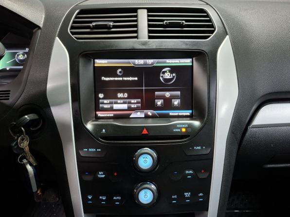 Ford Explorer V с пробегом 2015 года, цена 2 500 000 рублей, 79571 км, внедорожник, Автокод Объявления