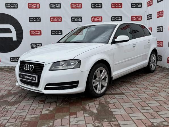 Audi A3 III (8V) с пробегом 2012 года, цена 849 999 рублей, 213700 км, хэтчбек, Автокод Объявления