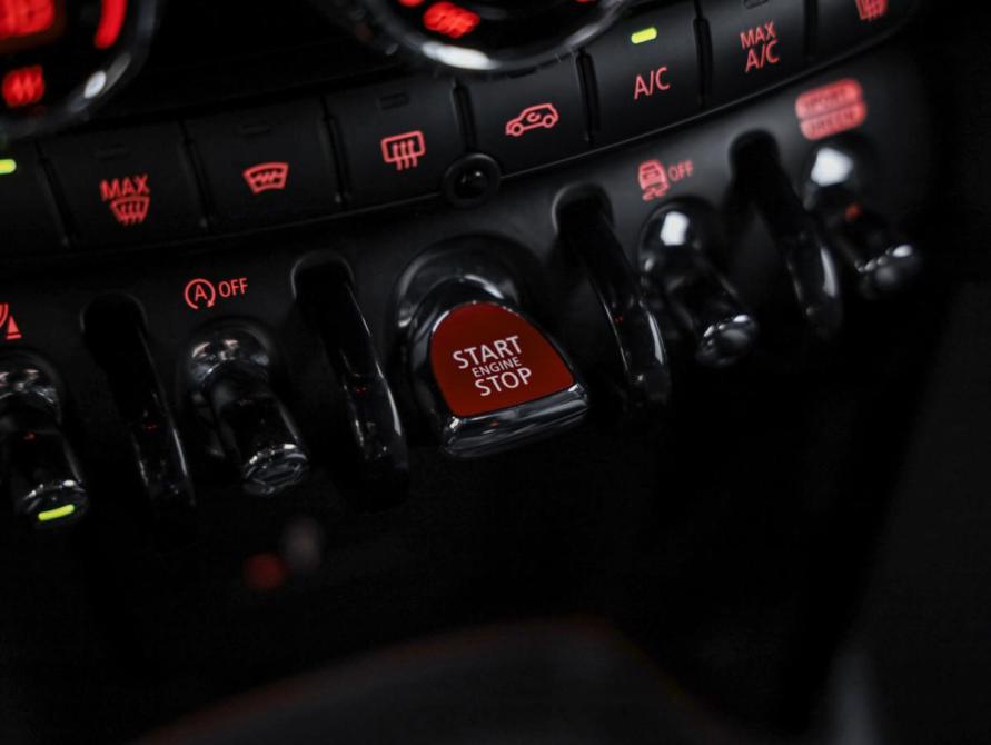 Mini Hatch III (F55/F56) Рестайлинг Санкт-Петербург  - изображение 18