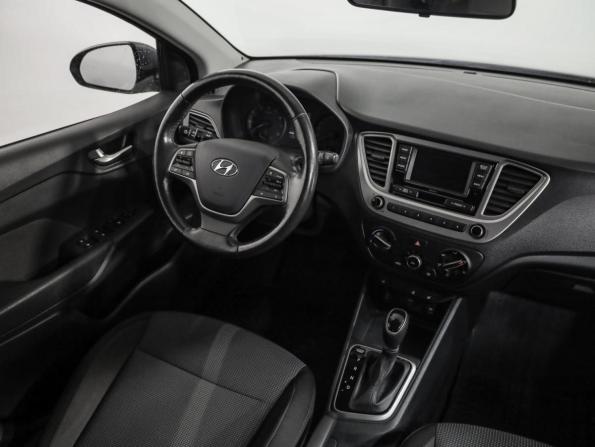 Hyundai Solaris II с пробегом 2019 года, цена 1 239 000 рублей, 95774 км, седан, Автокод Объявления