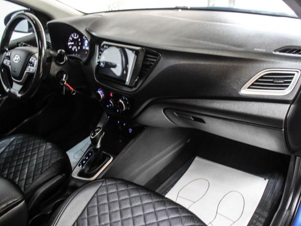 Hyundai Solaris II с пробегом 2020 года, цена 1 190 000 рублей, 214000 км, седан, Автокод Объявления
