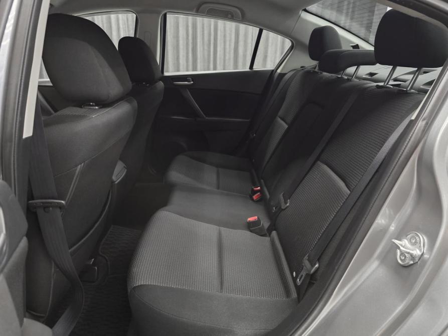 Mazda Axela II Красноярск  - изображение 17
