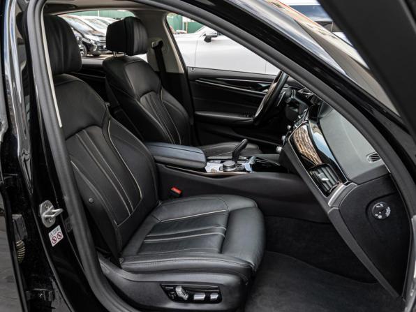 BMW 5 серии VII (G30/G31/G38) с пробегом 2019 года, цена 3 999 000 рублей, 104913 км, седан, Автокод Объявления