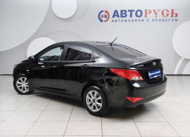 Hyundai Solaris I Рестайлинг с пробегом 2015 года, цена 909 000 рублей, 164506 км, седан, Автокод Объявления