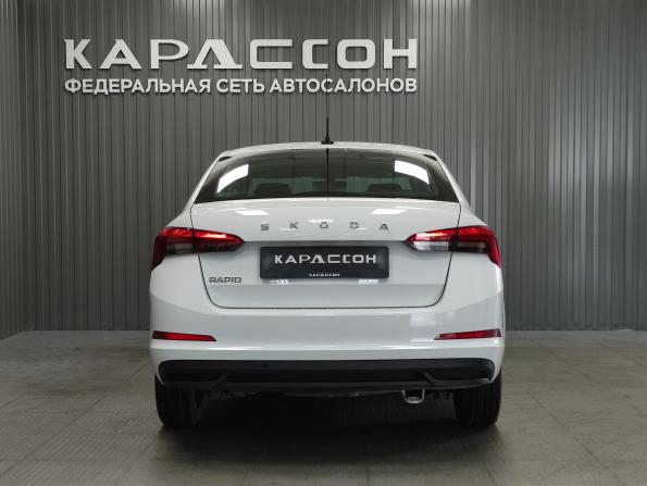 Skoda Rapid II с пробегом 2022 года, цена 1 592 000 рублей, 63580 км, лифтбек, Автокод Объявления
