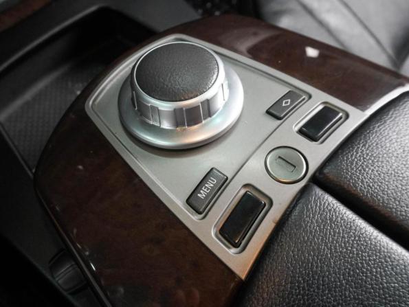 BMW 7 серии IV (E65/E66) Рестайлинг с пробегом 2006 года, цена 1 049 000 рублей, 253682 км, седан, Автокод Объявления
