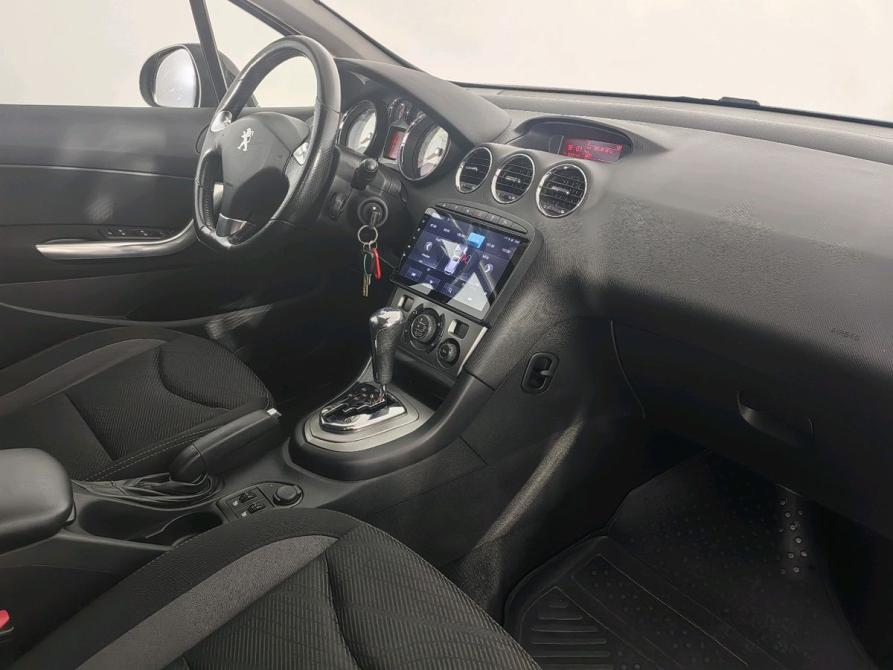 Peugeot 408 I Санкт-Петербург  - изображение 15