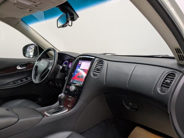 Infiniti QX50 I Рестайлинг с пробегом 2016 года, цена 2 400 000 рублей, 80585 км, внедорожник, Автокод Объявления