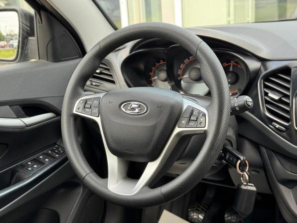 Lada (ВАЗ) Vesta I с пробегом 2021 года, цена 1 220 000 рублей, 52950 км, универсал, Автокод Объявления