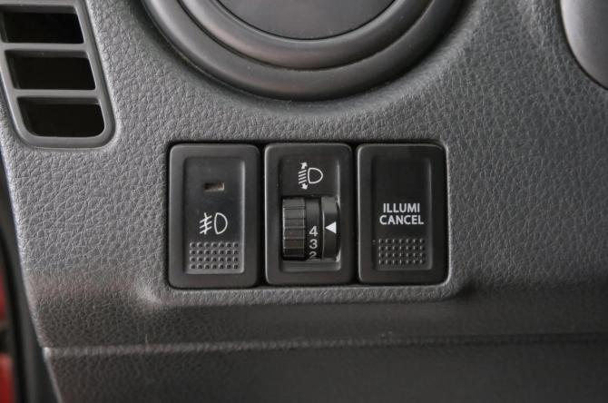Suzuki SX4 I (Classic) с пробегом 2008 года, цена 749 000 рублей, 210000 км, хэтчбек, Автокод Объявления