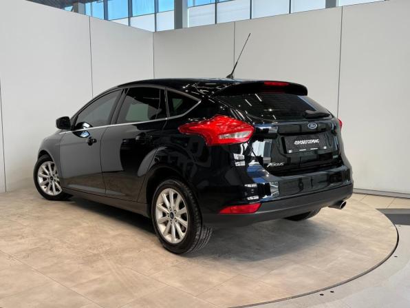 Ford Focus III Рестайлинг с пробегом 2016 года, цена 1 350 000 рублей, 137889 км, хэтчбек, Автокод Объявления