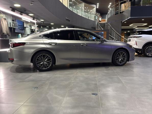 Lexus ES VII с пробегом 2021 года, цена 3 938 000 рублей, 78537 км, седан, Автокод Объявления
