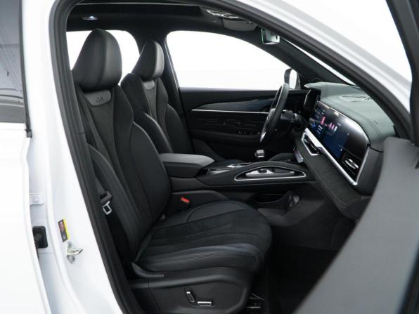 Geely Monjaro I с пробегом 2024 года, цена 3 898 999 рублей, 13516 км, внедорожник, Автокод Объявления