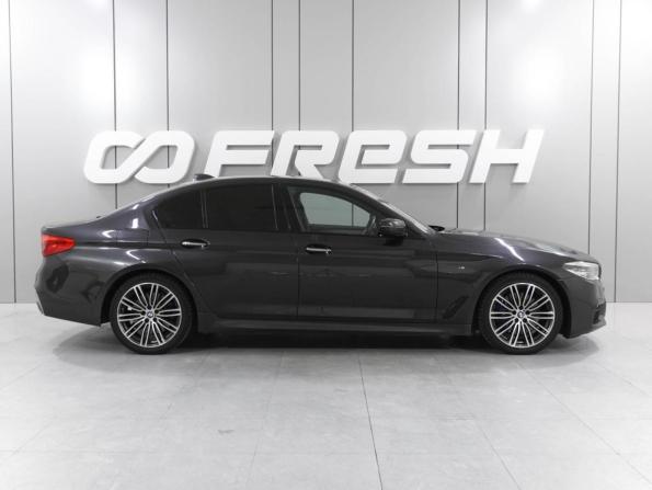 BMW 5 серии VII (G30/G31/G38) с пробегом 2018 года, цена 2 830 000 рублей, 221214 км, седан, Автокод Объявления