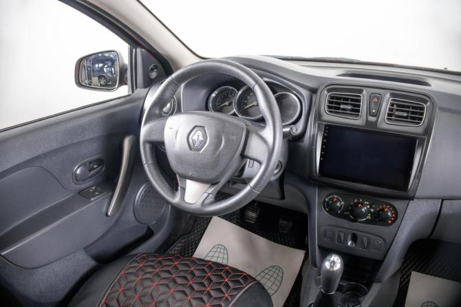 Renault Logan II с пробегом 2016 года, цена 849 000 рублей, 111655 км, седан, Автокод Объявления