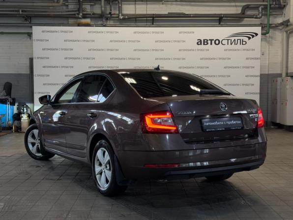 Skoda Octavia III (A7) Рестайлинг с пробегом 2019 года, цена 1 879 000 рублей, 138000 км, лифтбек, Автокод Объявления