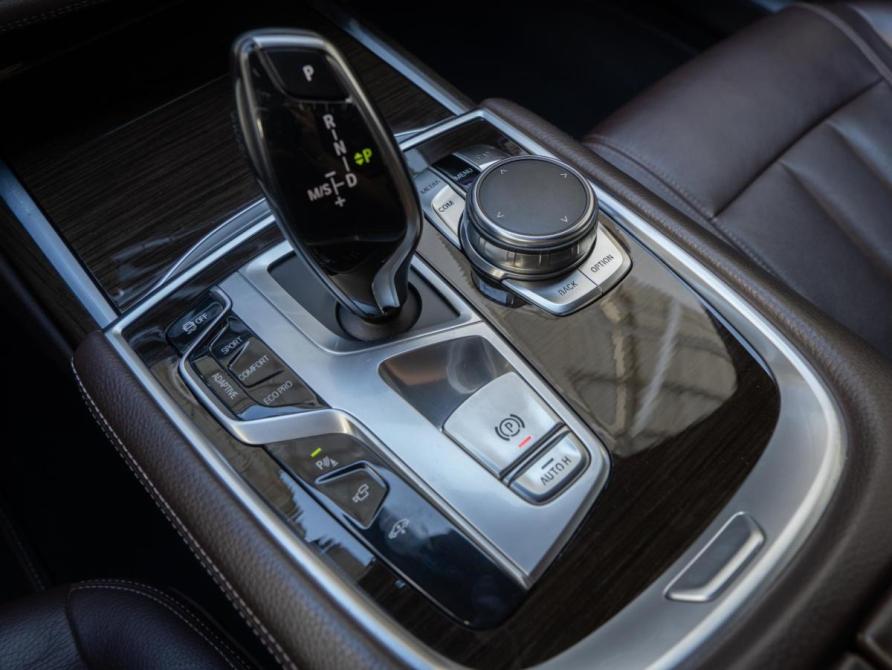 BMW 7 серии VI (G11/G12) Волгоград  - изображение 25