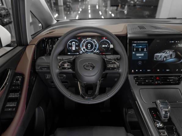 GAC Trumpchi M8 II с пробегом 2026 года, цена 4 690 000 рублей, 11 км, минивэн, Автокод Объявления